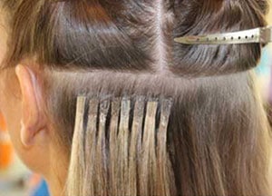 Controle campagne patrouille Extensions laten zetten in de bij de hairextension expert van Nederland.